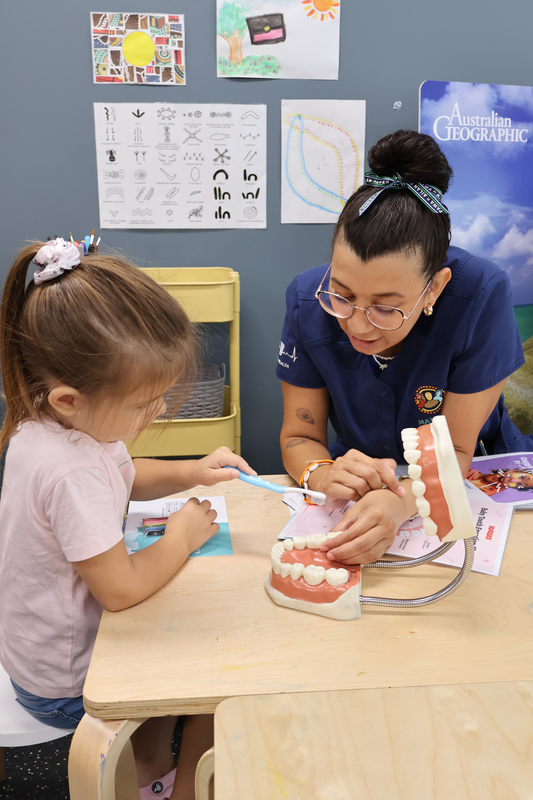 Dental & oral health for mob at Moreton ATSICHS clinic.